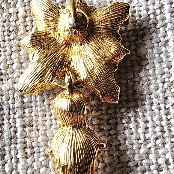 Vintage Monet clear rhinestone post earings. Perfect for a wedding. 1990's - Picture 2 of 4